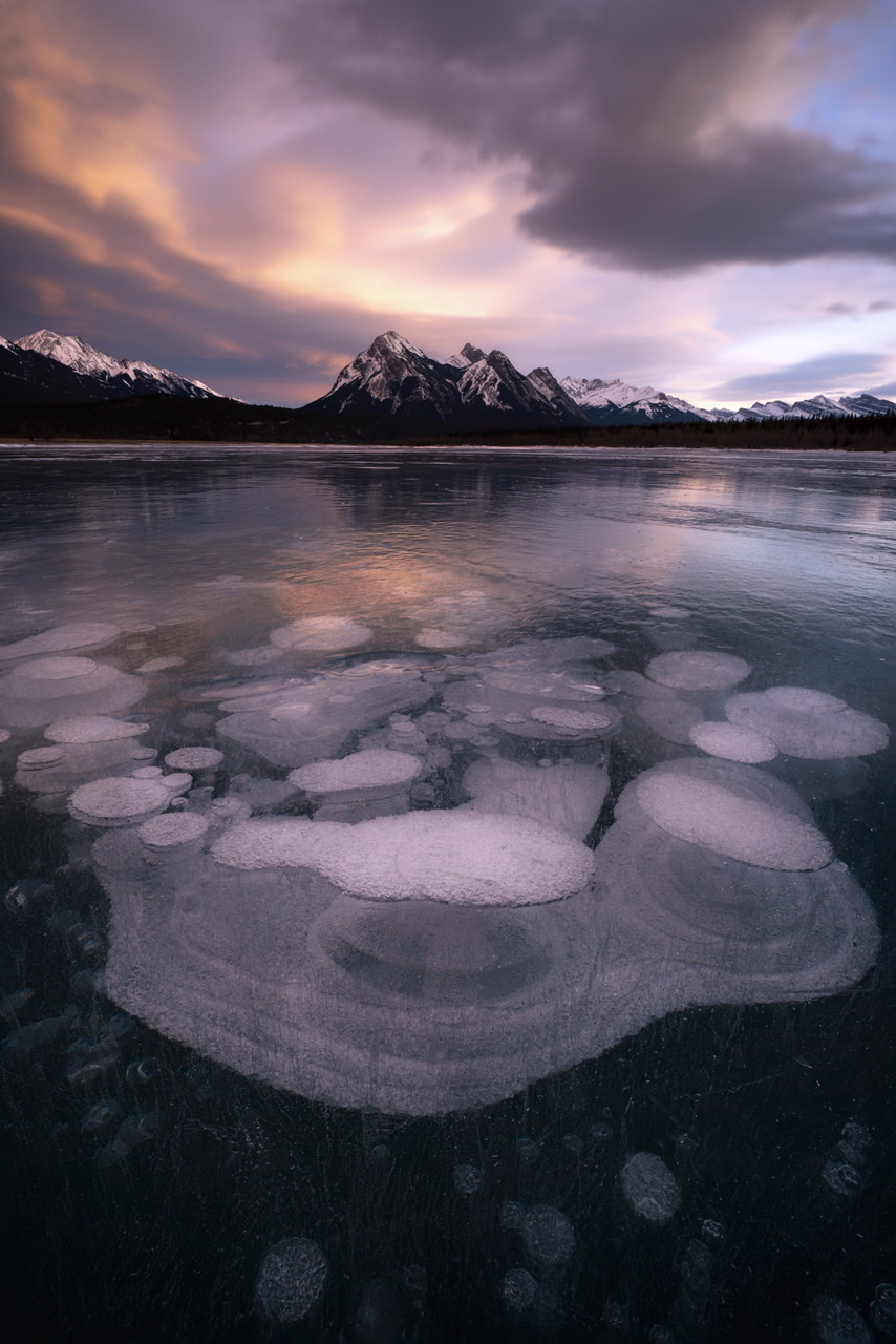 Abraham Lake Photo Guide