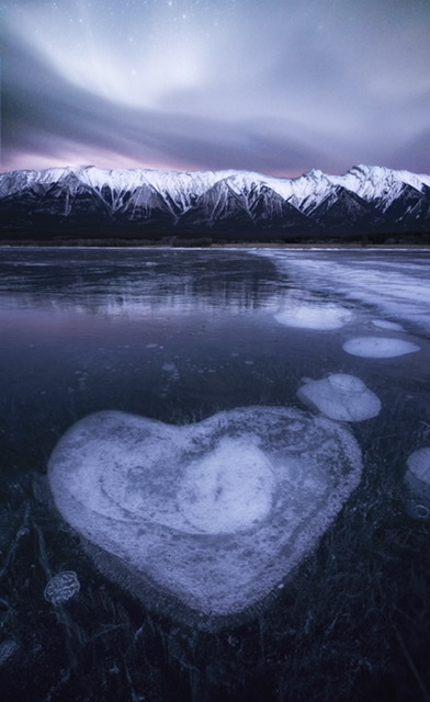 Night-photography-Abraham-lake